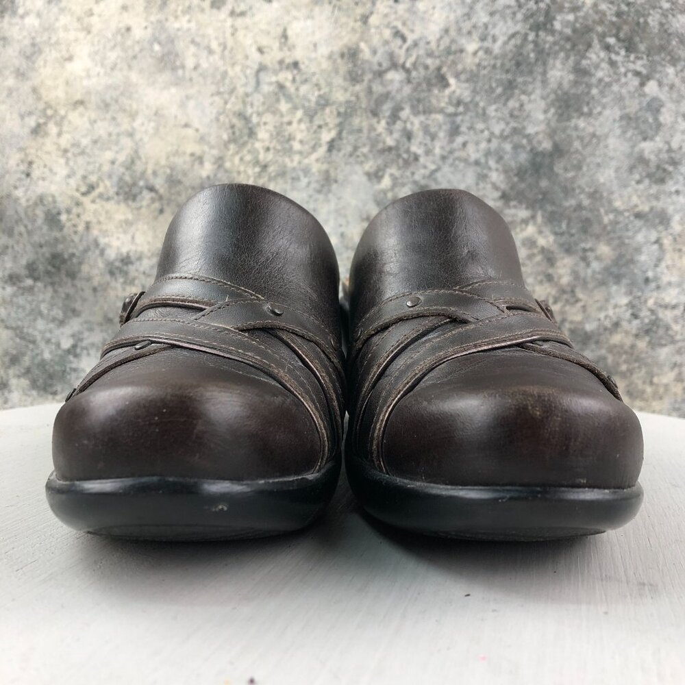 NAOT Women's Size 8 Delight Brown Leather Closed Toe Block Heel Slip On Mules - Picture 2 of 12